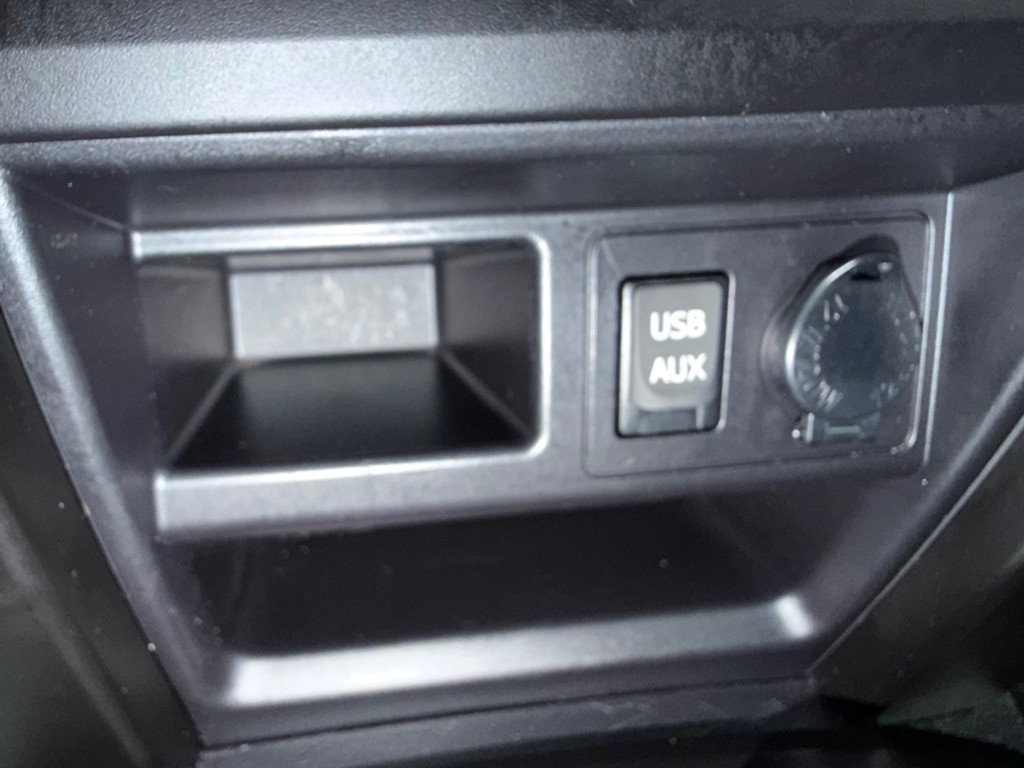 2016 Toyota 4Runner Image 27