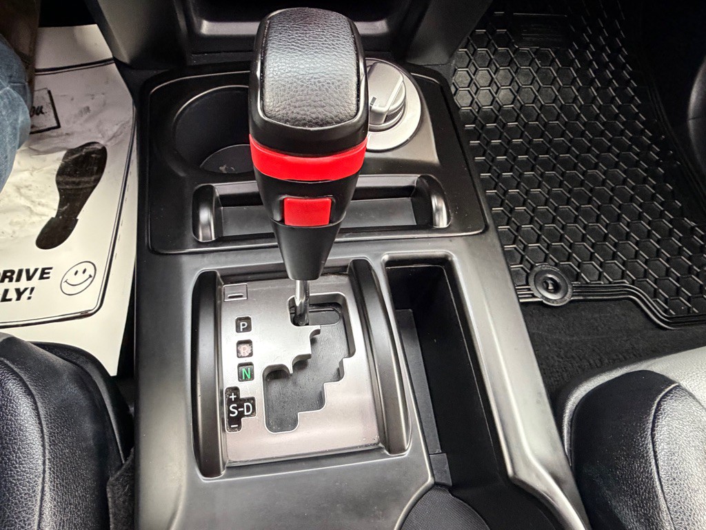 2016 Toyota 4Runner Image 29