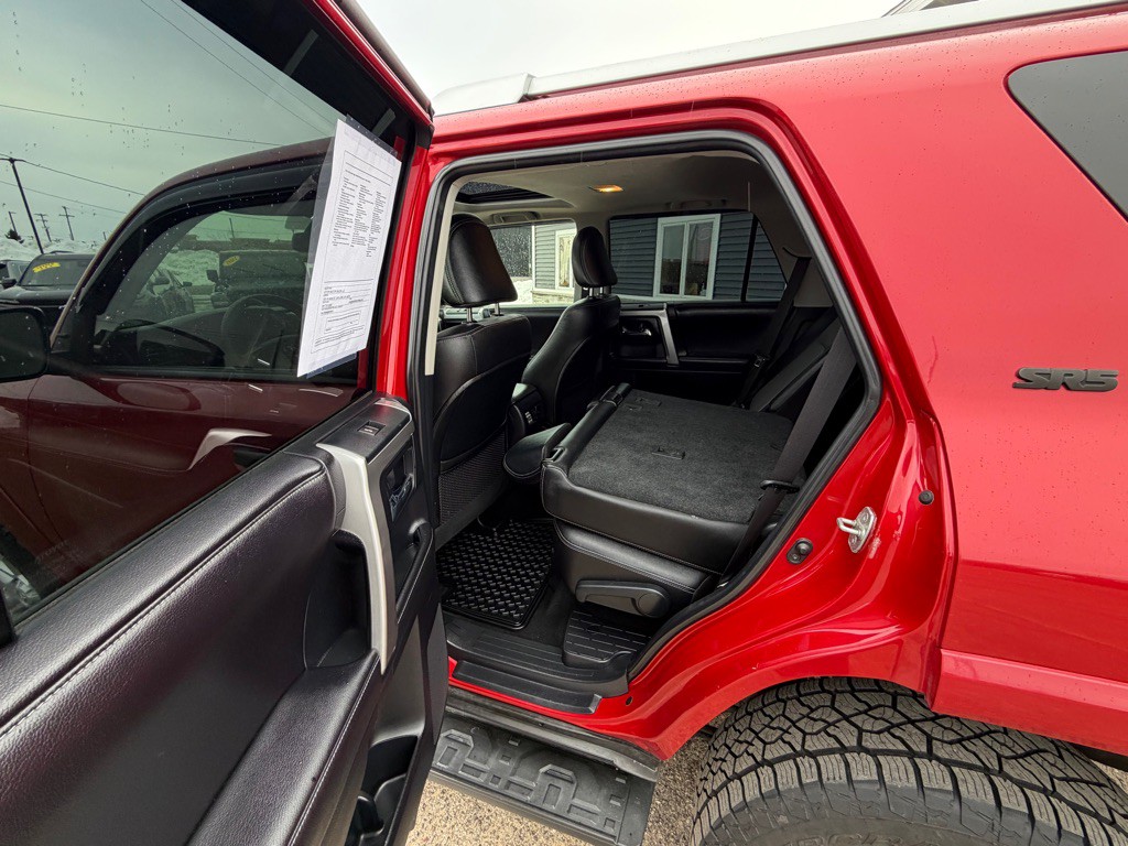 2016 Toyota 4Runner Image 42