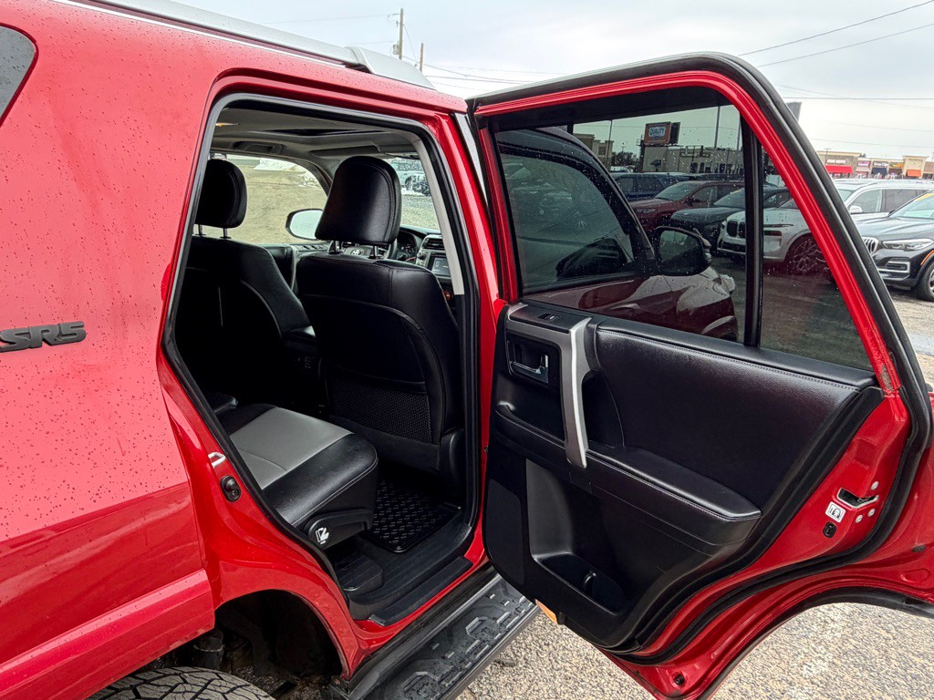 2016 Toyota 4Runner Image 53