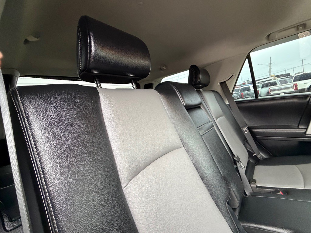 2016 Toyota 4Runner Image 56