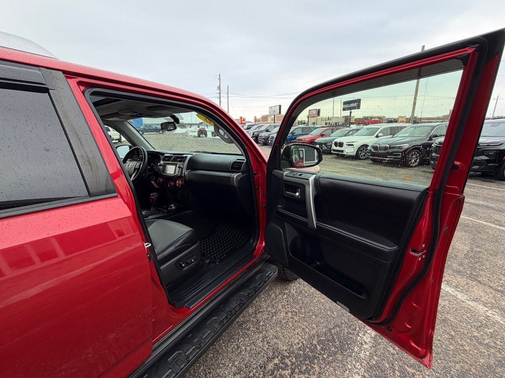 2016 Toyota 4Runner Image 58