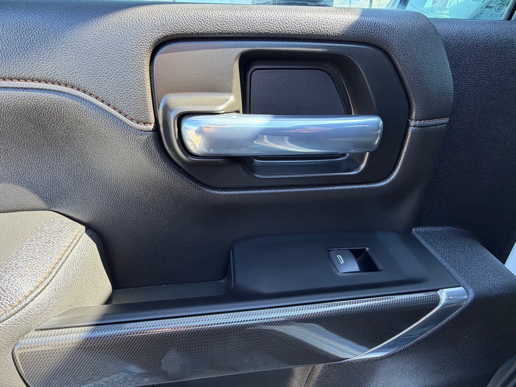 2023 GMC Sierra 2500 Image 39