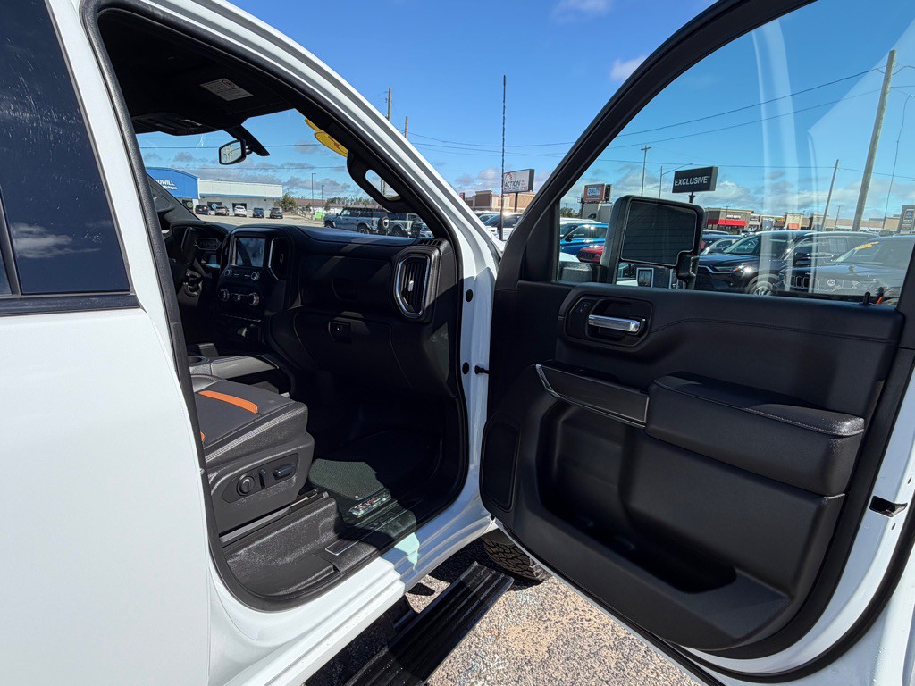 2023 GMC Sierra 2500 Image 70