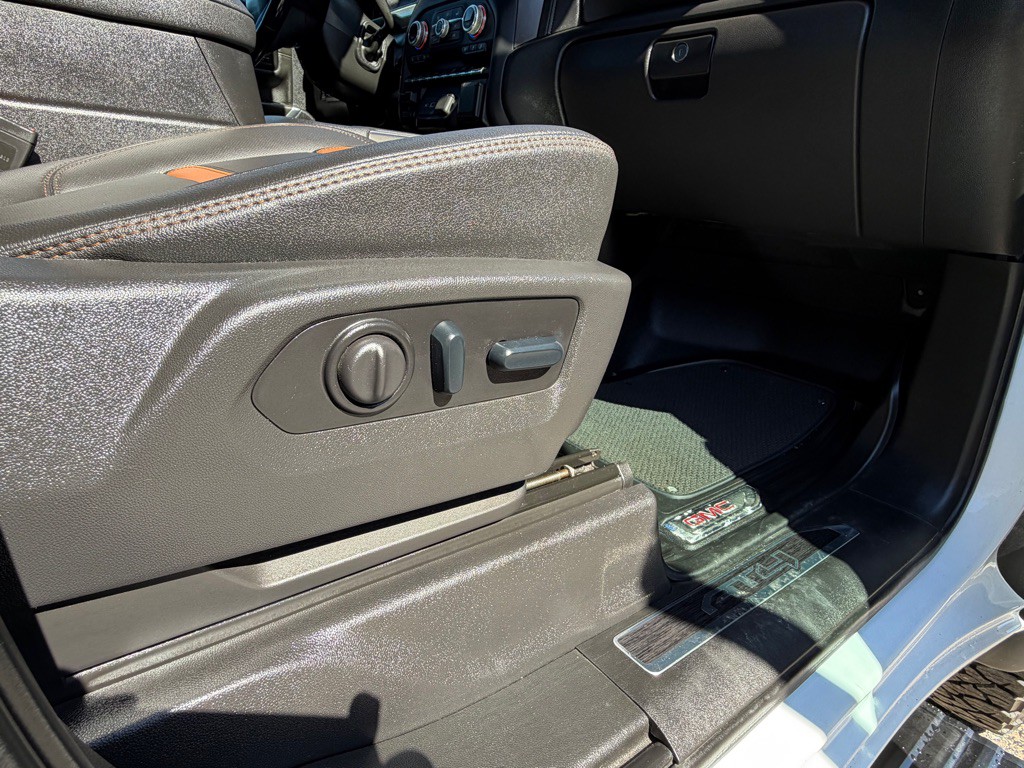 2023 GMC Sierra 2500 Image 73
