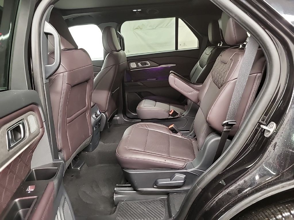2025 Ford Explorer Image 7