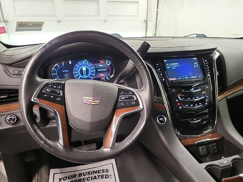 2018 Cadillac Escalade Image 5