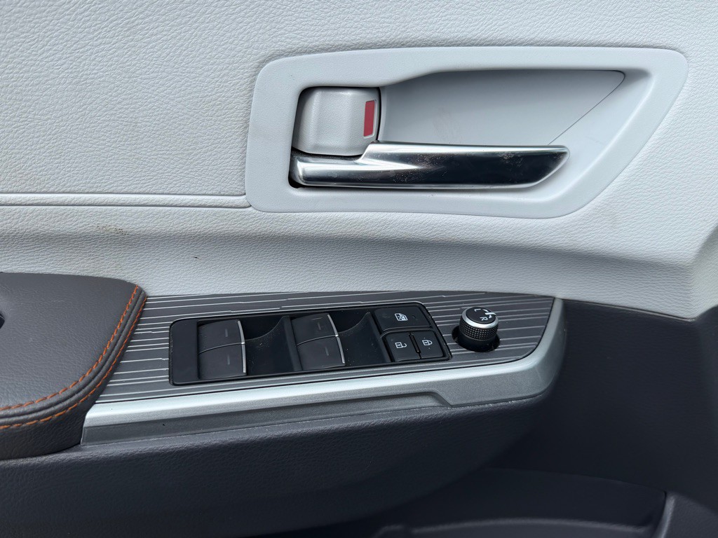 2022 Toyota Sienna Image 11