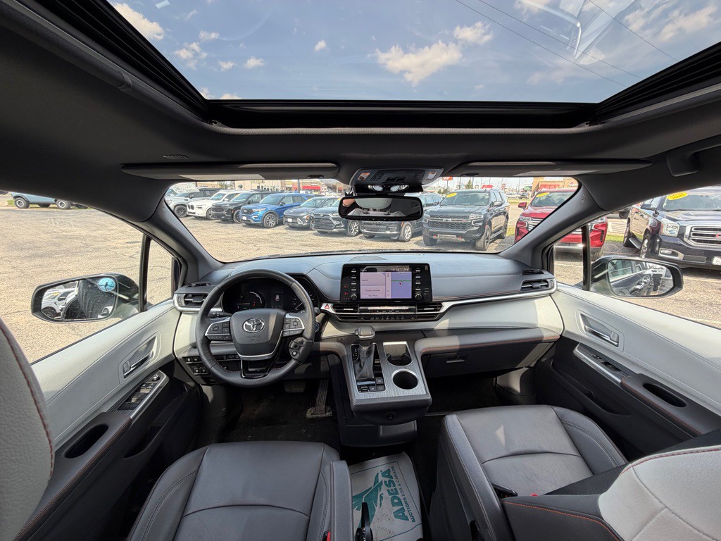 2022 Toyota Sienna Image 37
