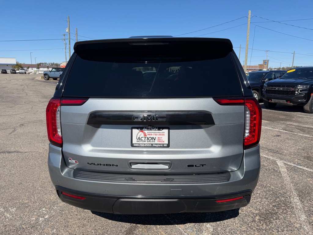 2023 GMC Yukon Image 4
