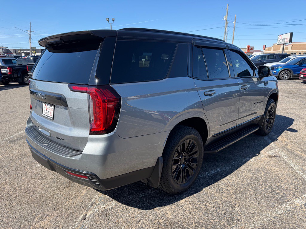 2023 GMC Yukon Image 5