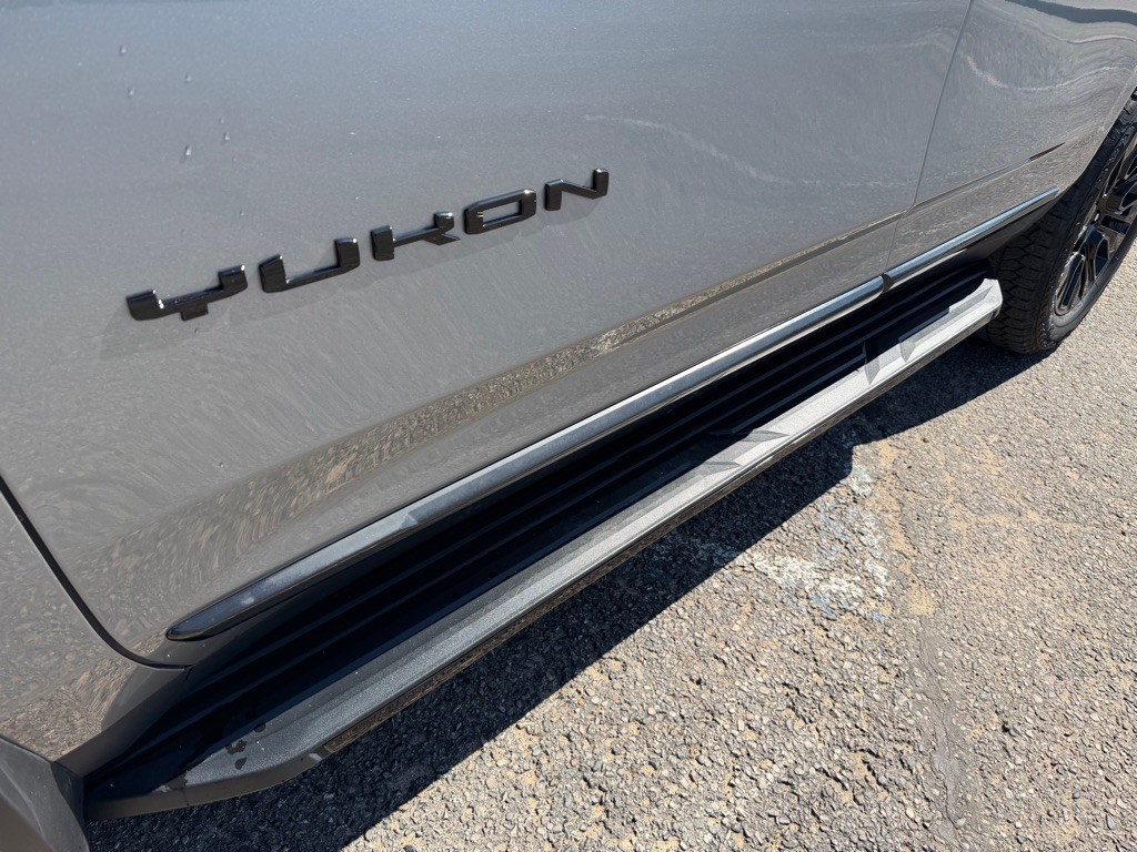 2023 GMC Yukon Image 11