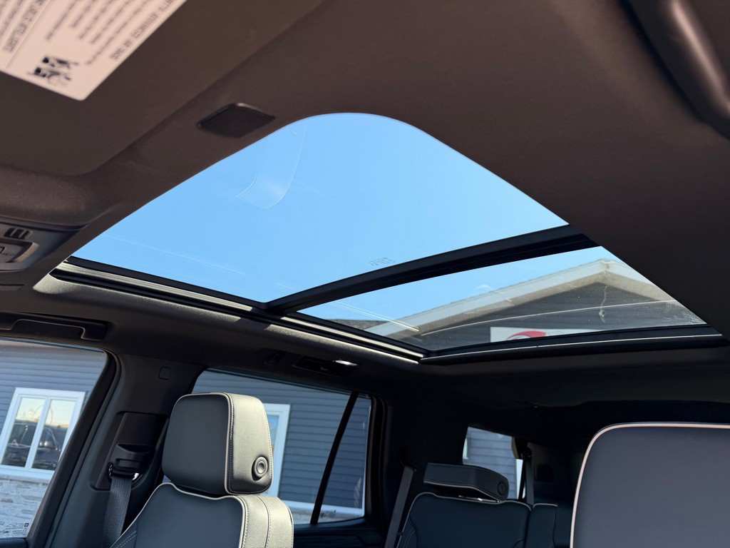 2023 GMC Yukon Image 17