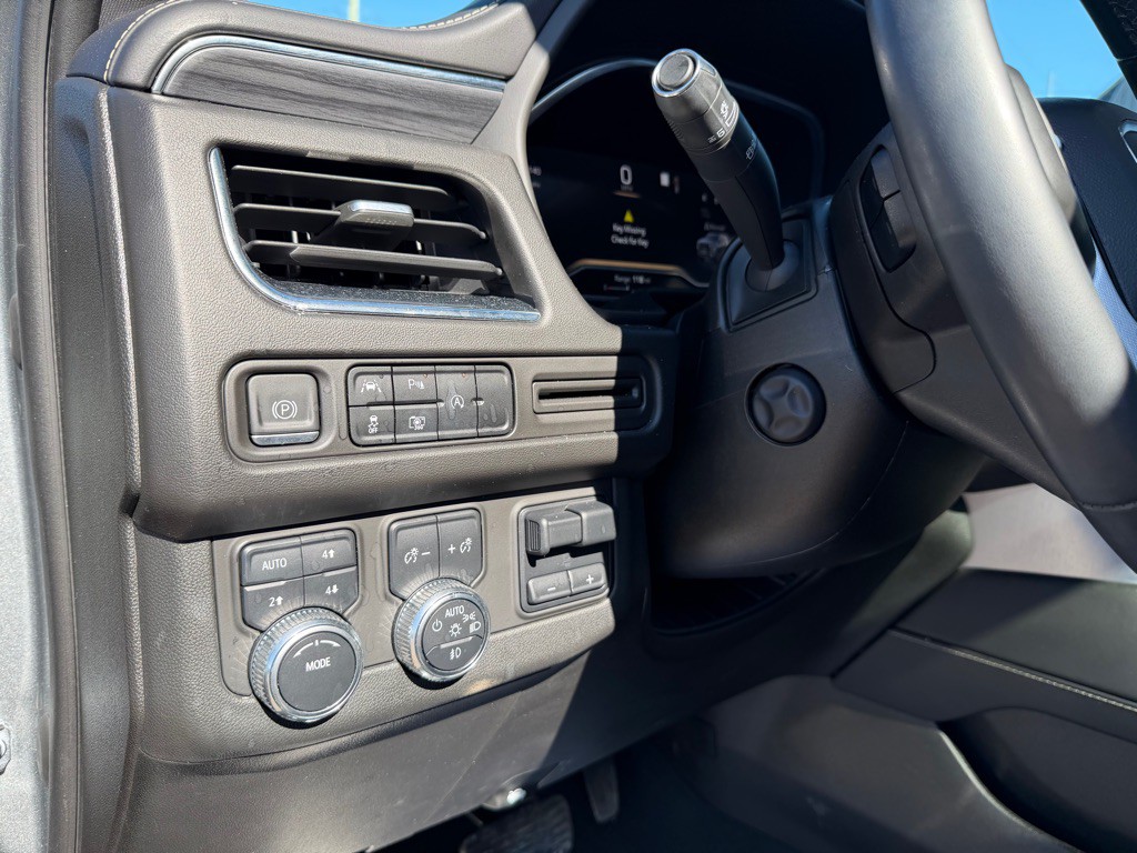 2023 GMC Yukon Image 19