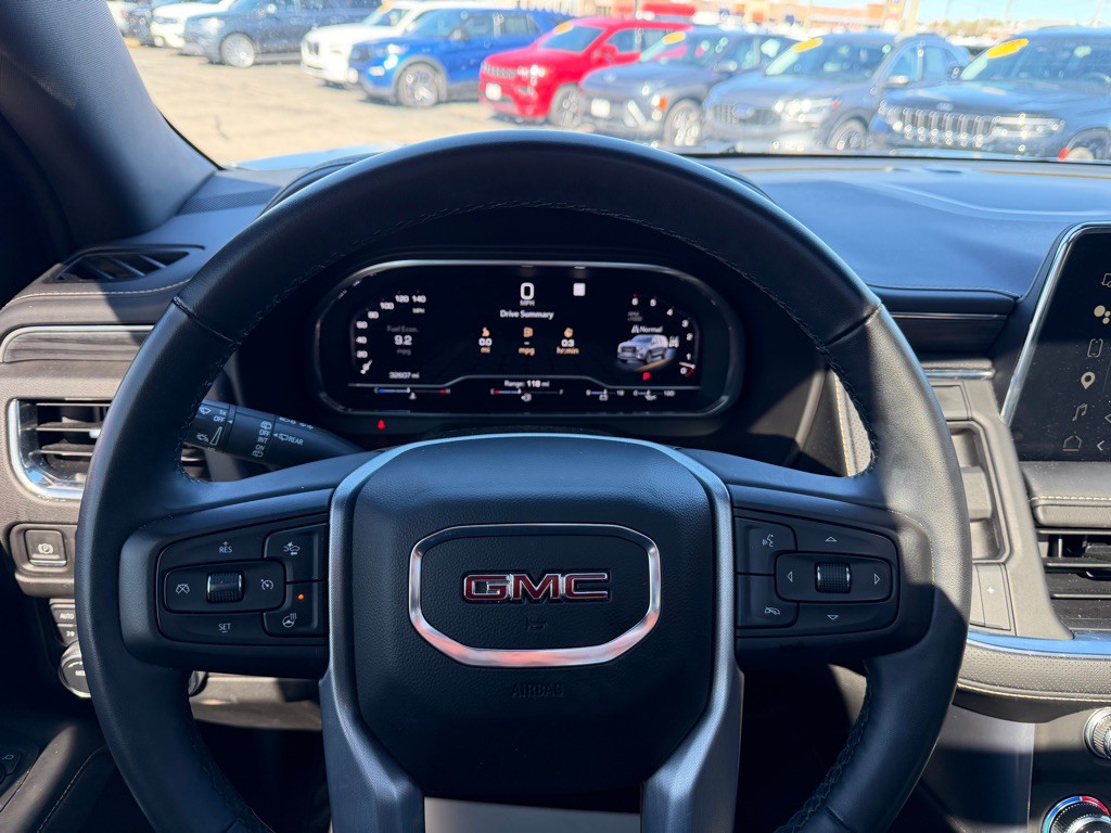 2023 GMC Yukon Image 20