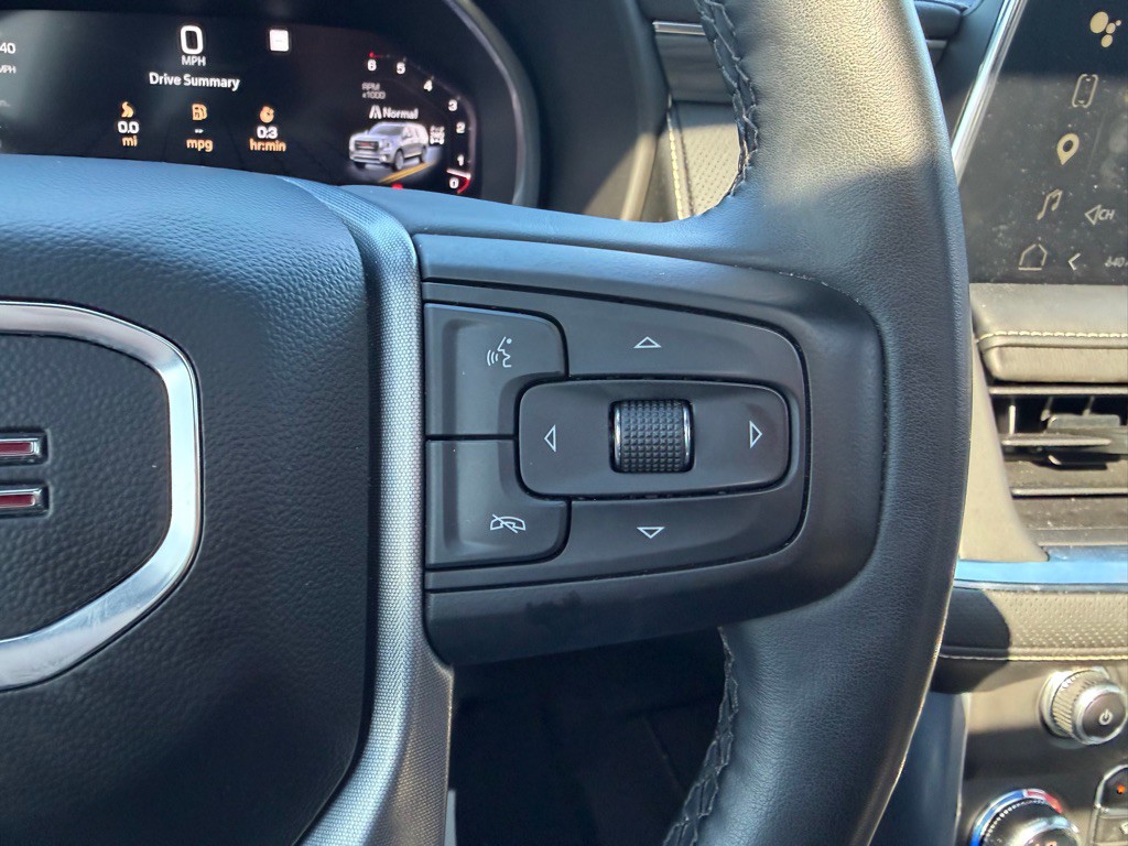 2023 GMC Yukon Image 22