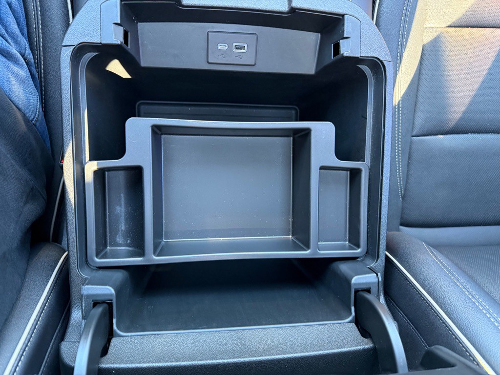 2023 GMC Yukon Image 28