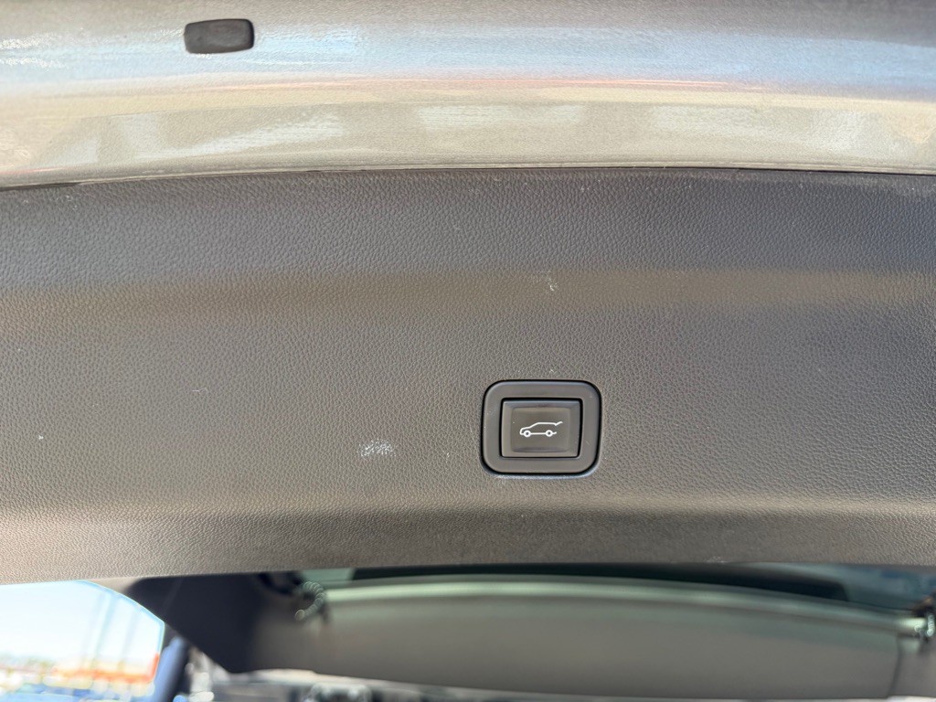 2023 GMC Yukon Image 41