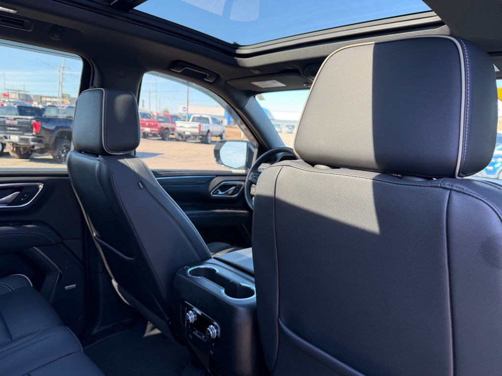 2023 GMC Yukon Image 47