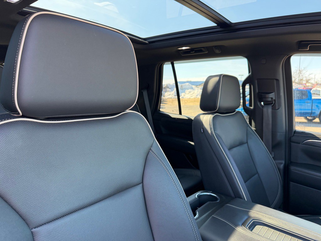 2023 GMC Yukon Image 53