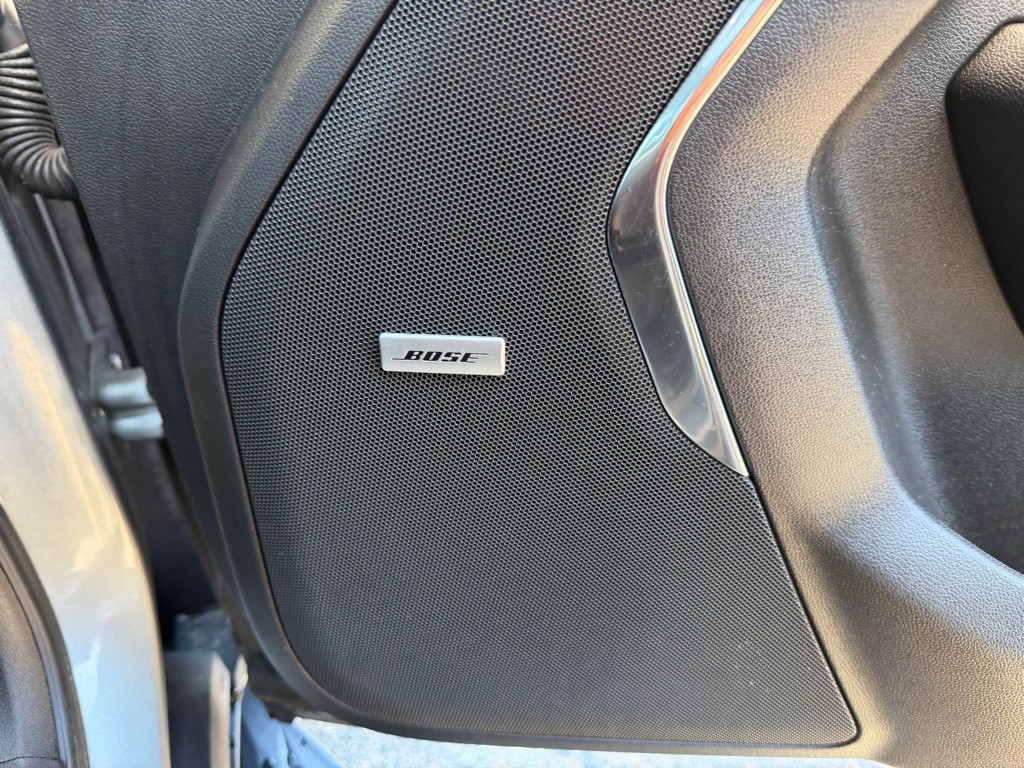 2023 GMC Yukon Image 56