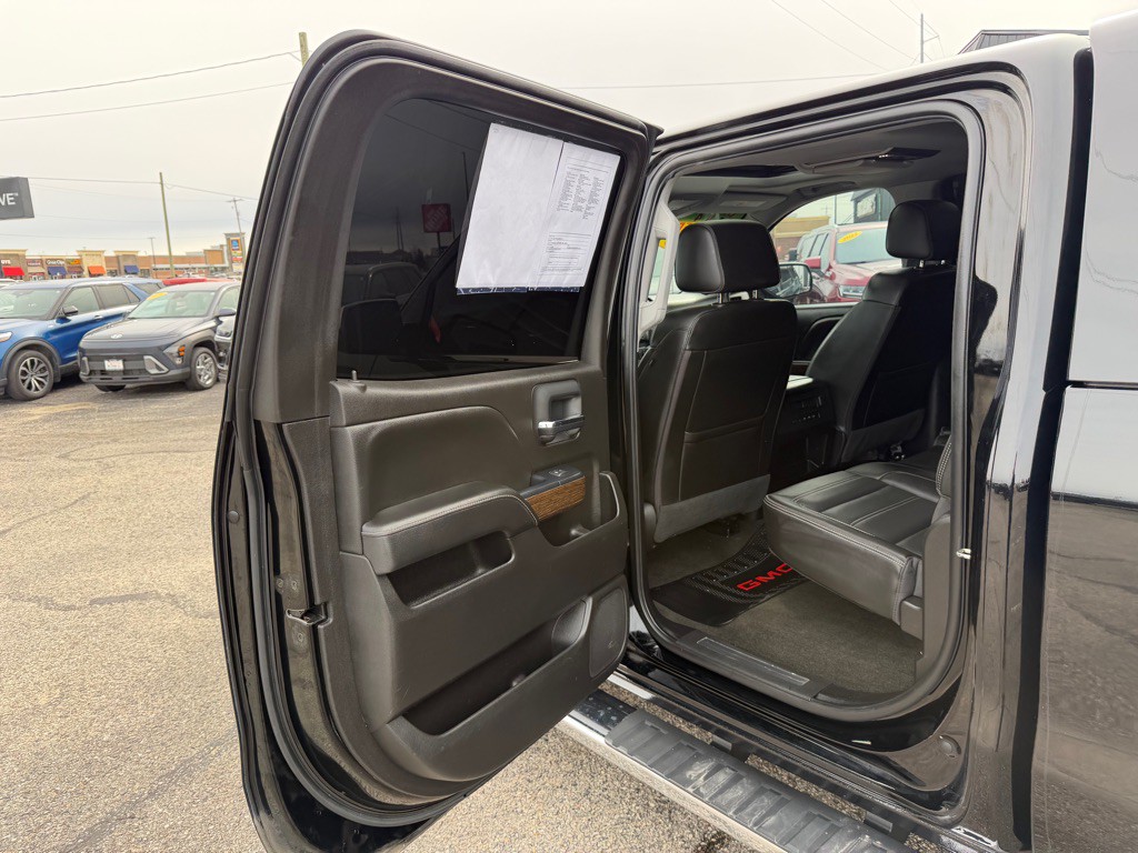 2018 GMC Sierra 2500 Image 37