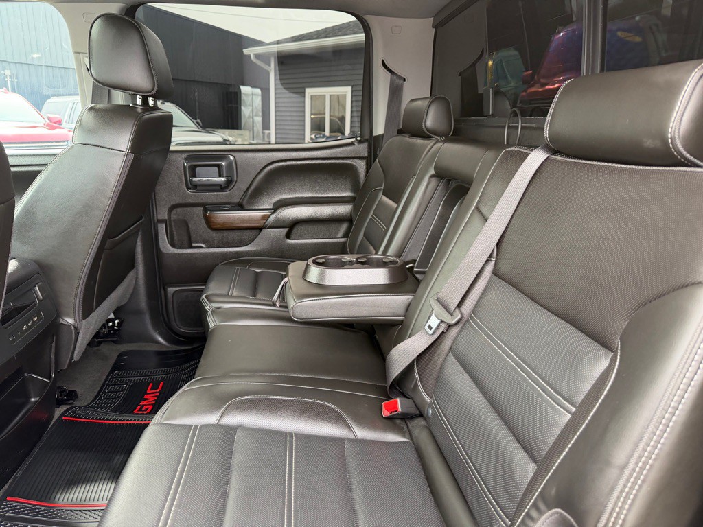 2018 GMC Sierra 2500 Image 39