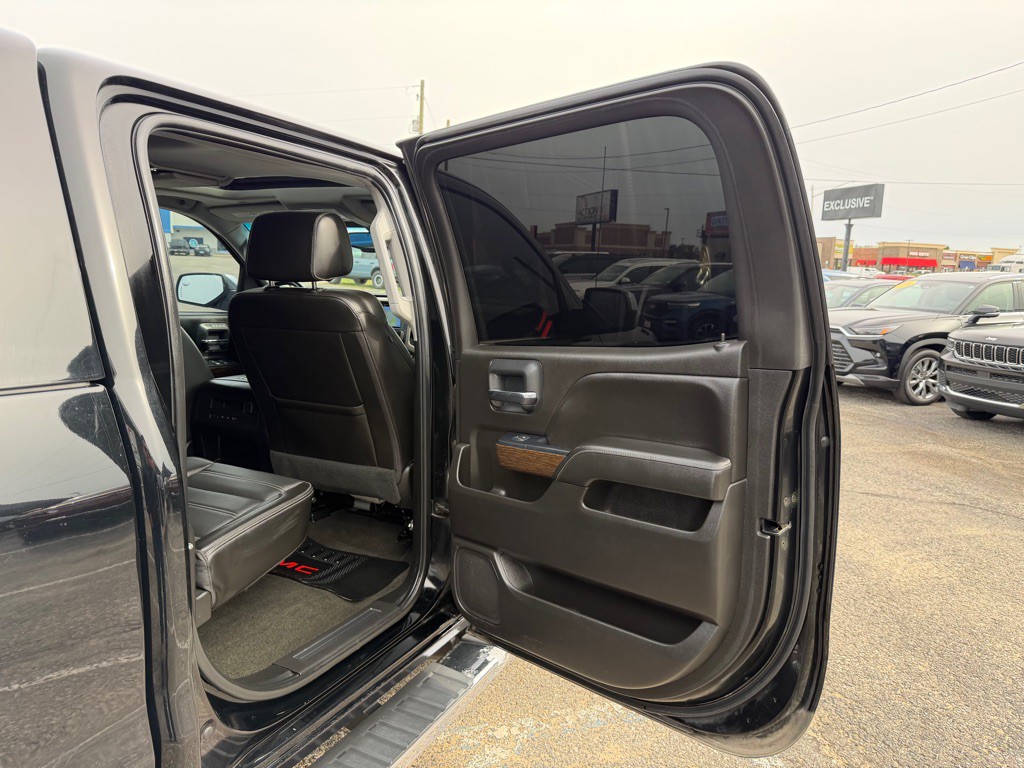 2018 GMC Sierra 2500 Image 50