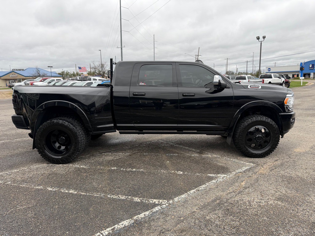 2019 RAM 3500 Image 6