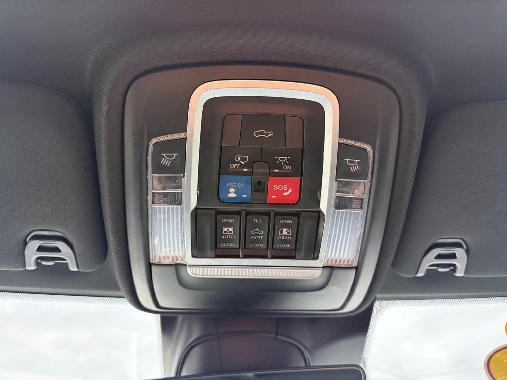 2019 RAM 3500 Image 33