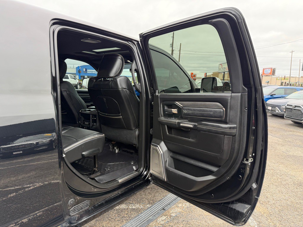 2019 RAM 3500 Image 52