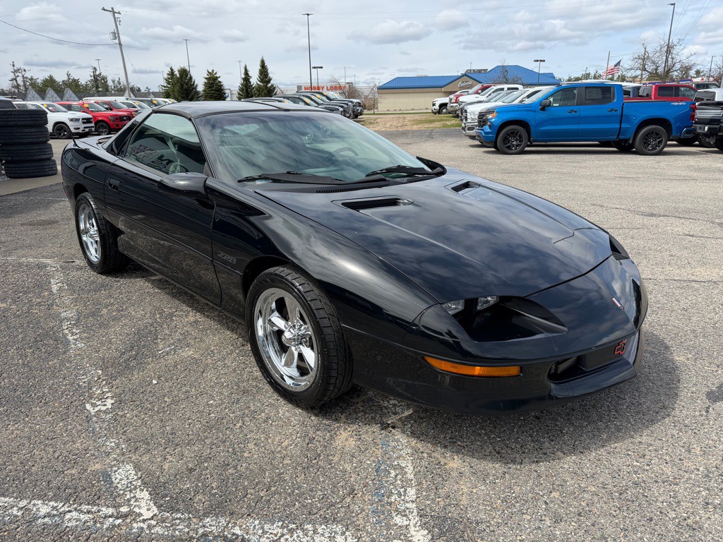 1997 Chevrolet Camaro Image 7