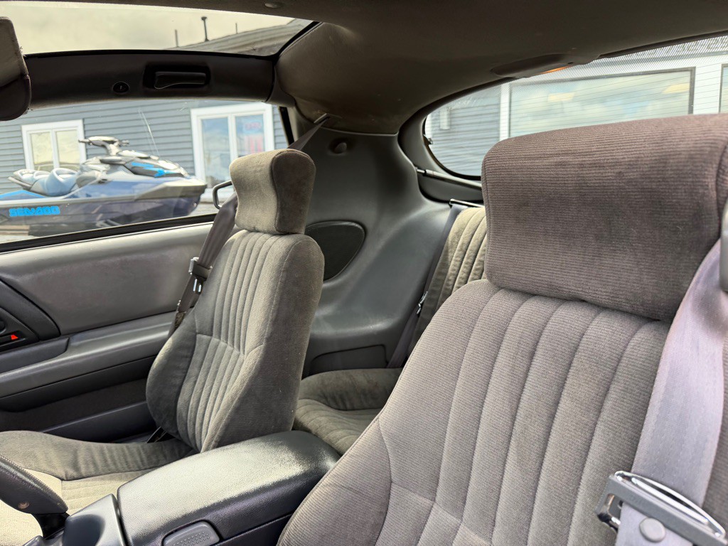 1997 Chevrolet Camaro Image 14