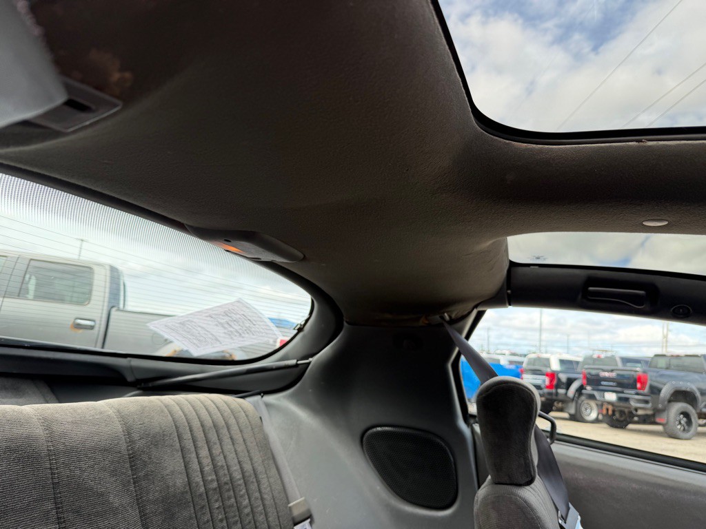 1997 Chevrolet Camaro Image 33