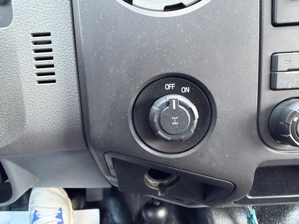 2014 Ford F-250 Image 24