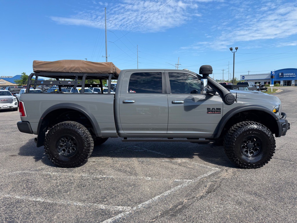 2017 RAM 3500 Image 6