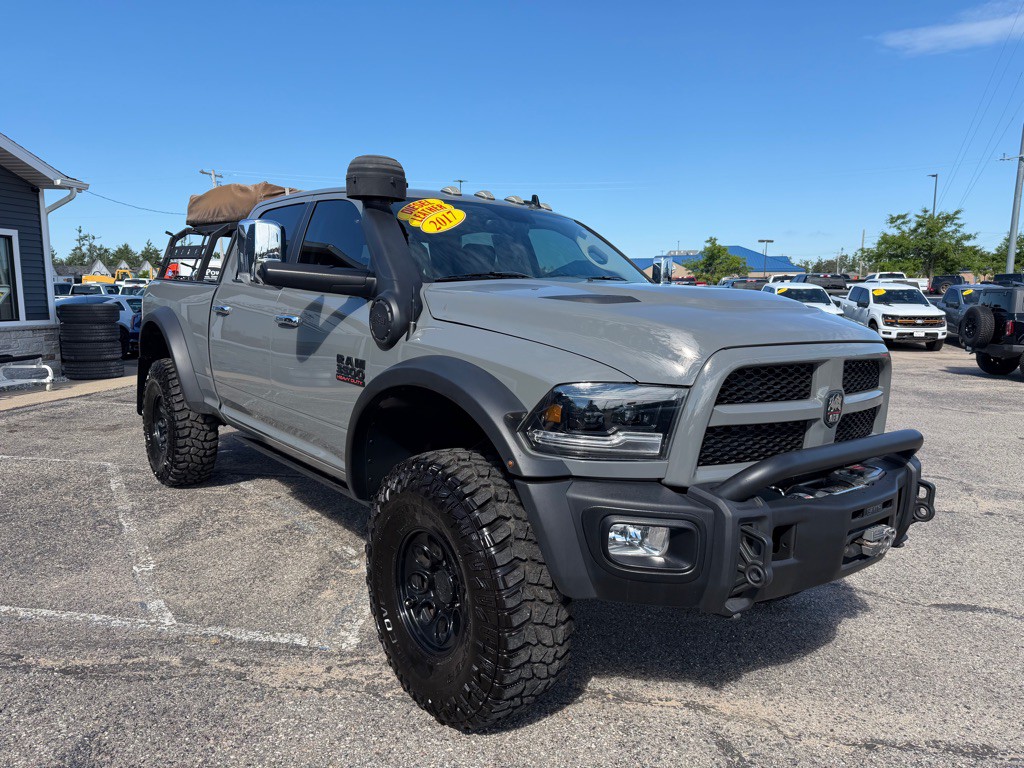 2017 RAM 3500 Image 7