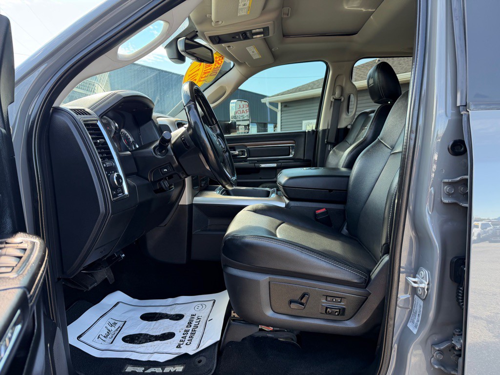 2017 RAM 3500 Image 13