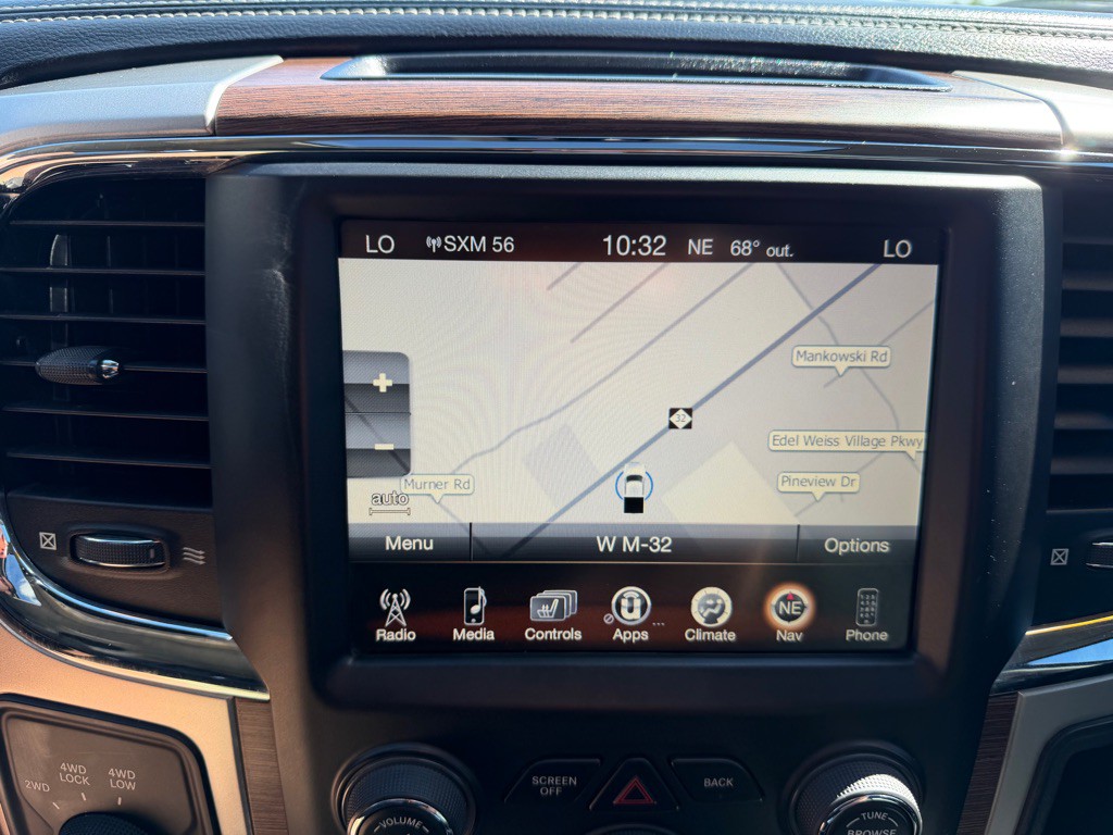 2017 RAM 3500 Image 25