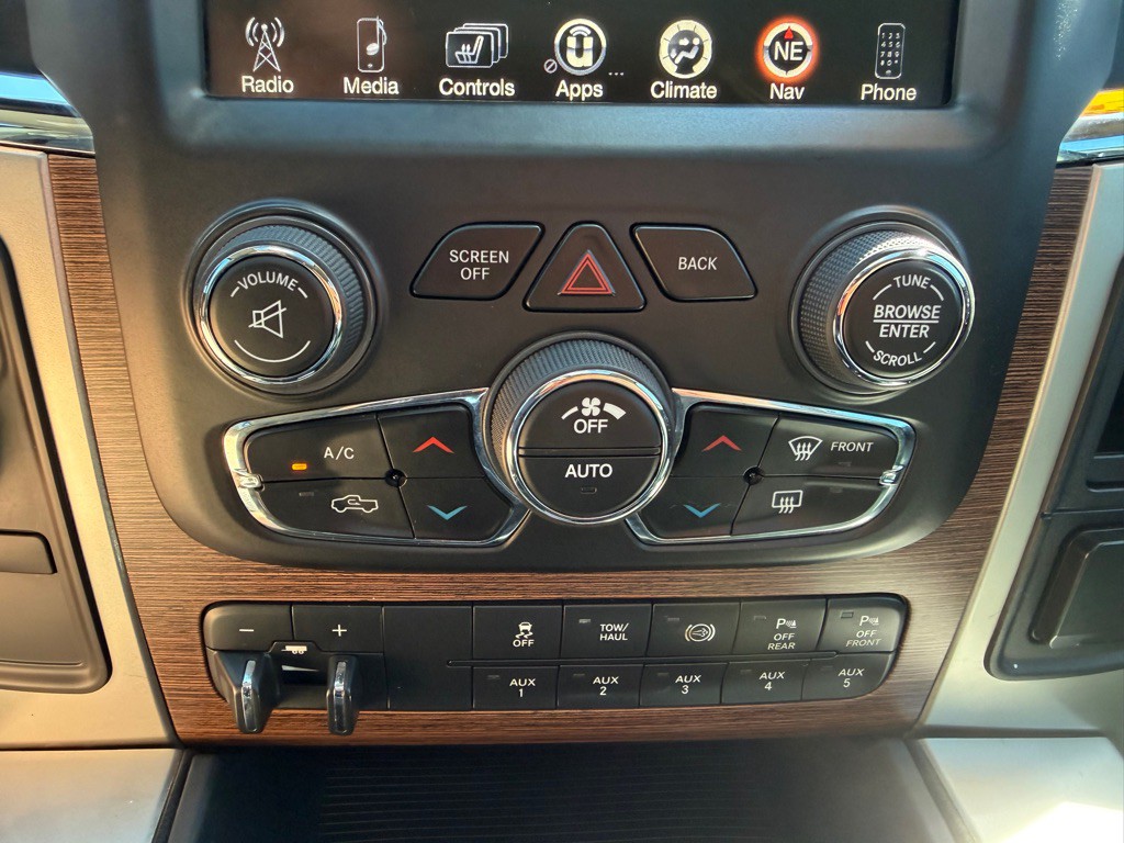 2017 RAM 3500 Image 27