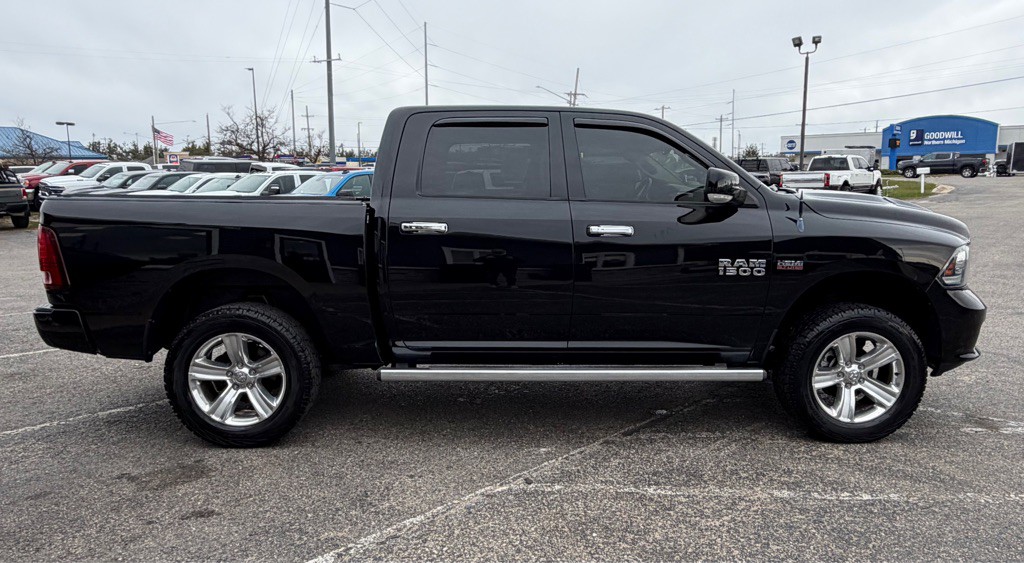 2014 RAM 1500 Image 6