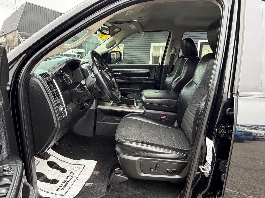 2014 RAM 1500 Image 14