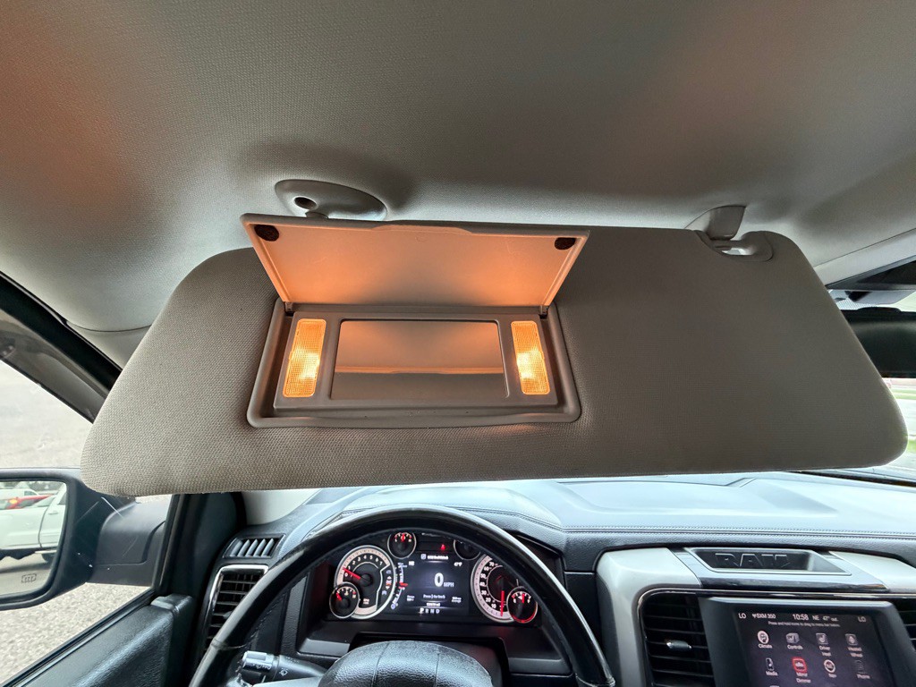 2014 RAM 1500 Image 31