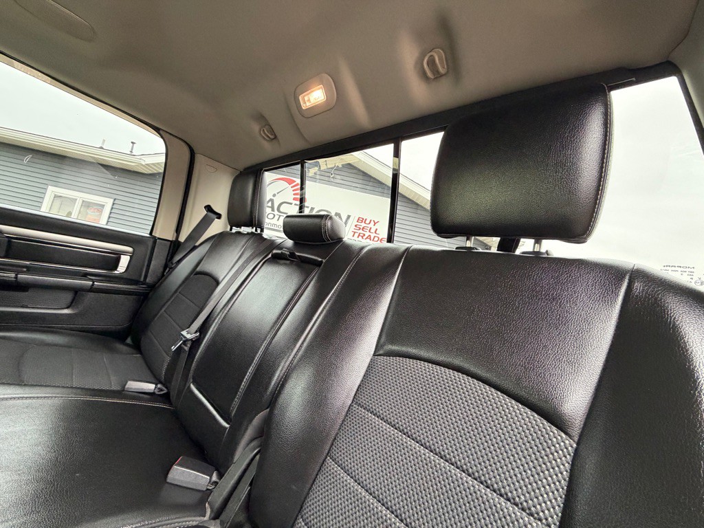 2014 RAM 1500 Image 36