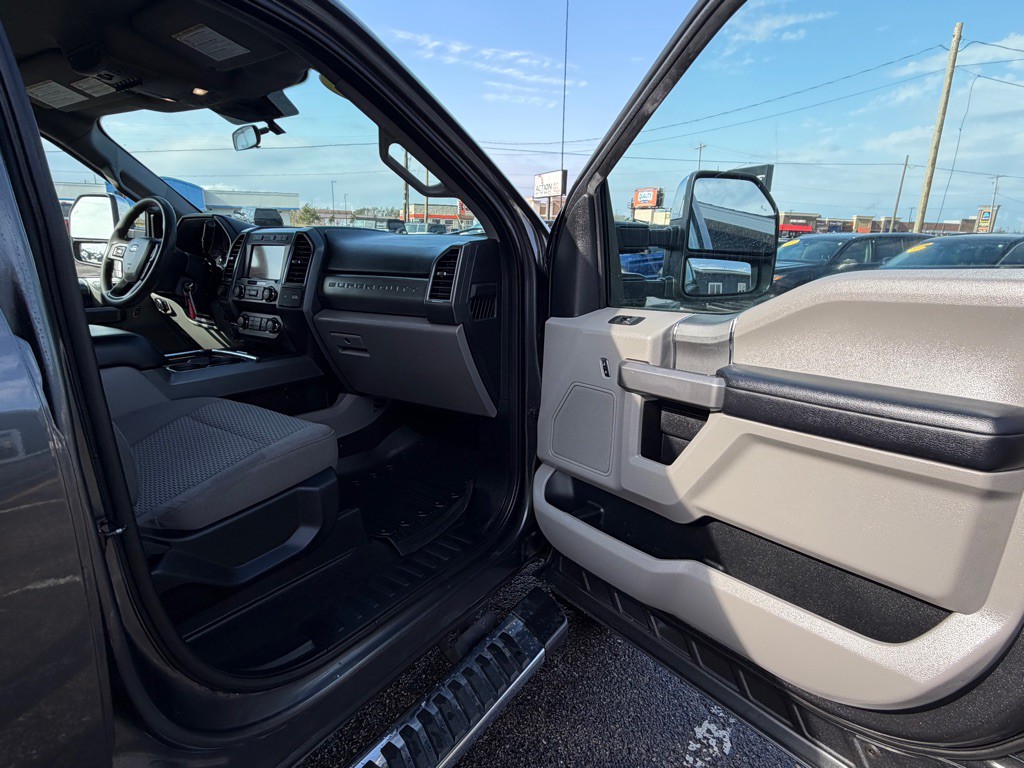 2020 Ford F-350 Image 60