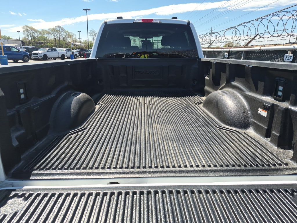 2024 Ford F-350 Image 7