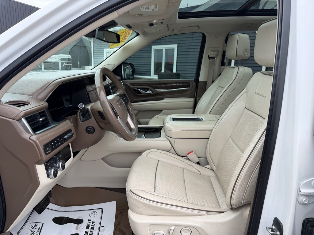 2022 GMC Yukon Image 15