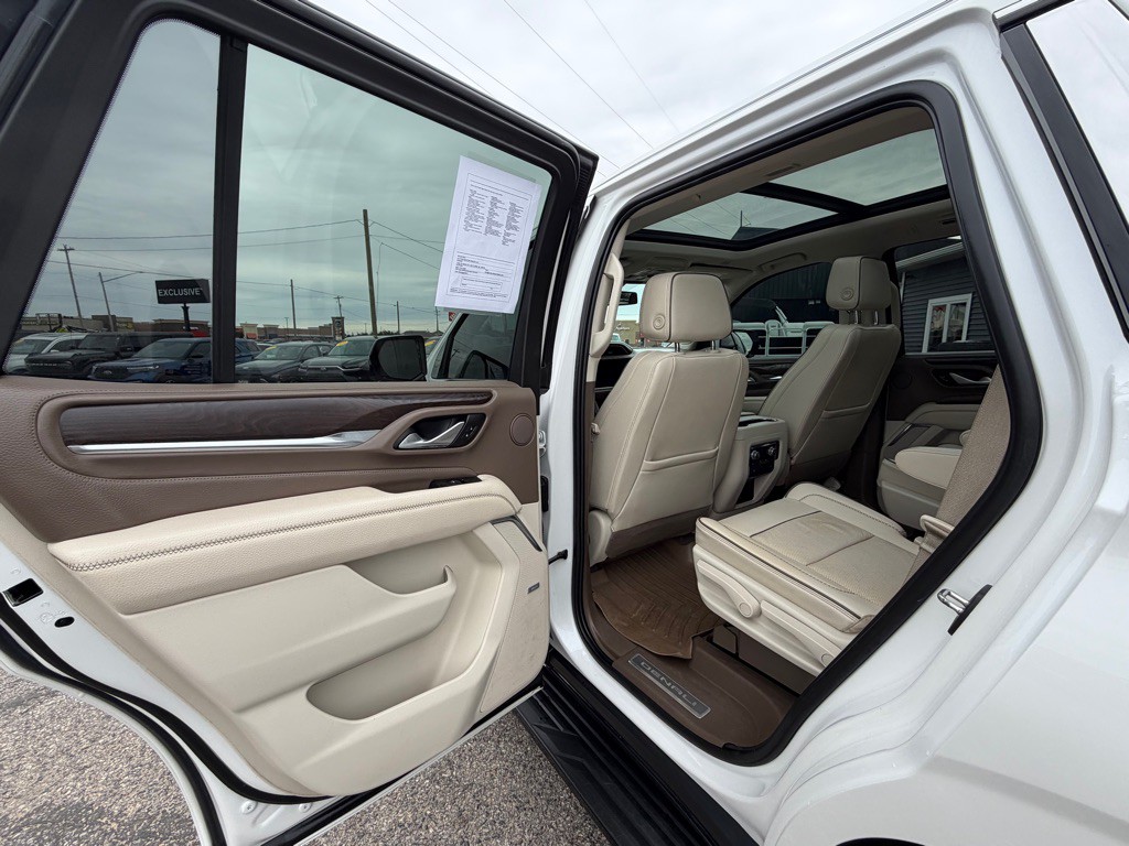2022 GMC Yukon Image 37