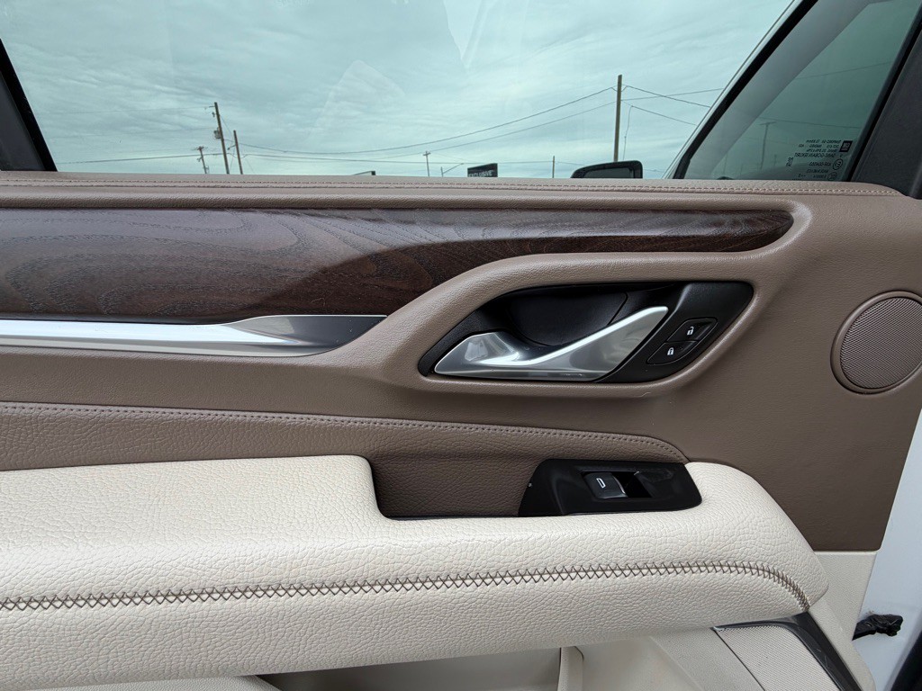 2022 GMC Yukon Image 38