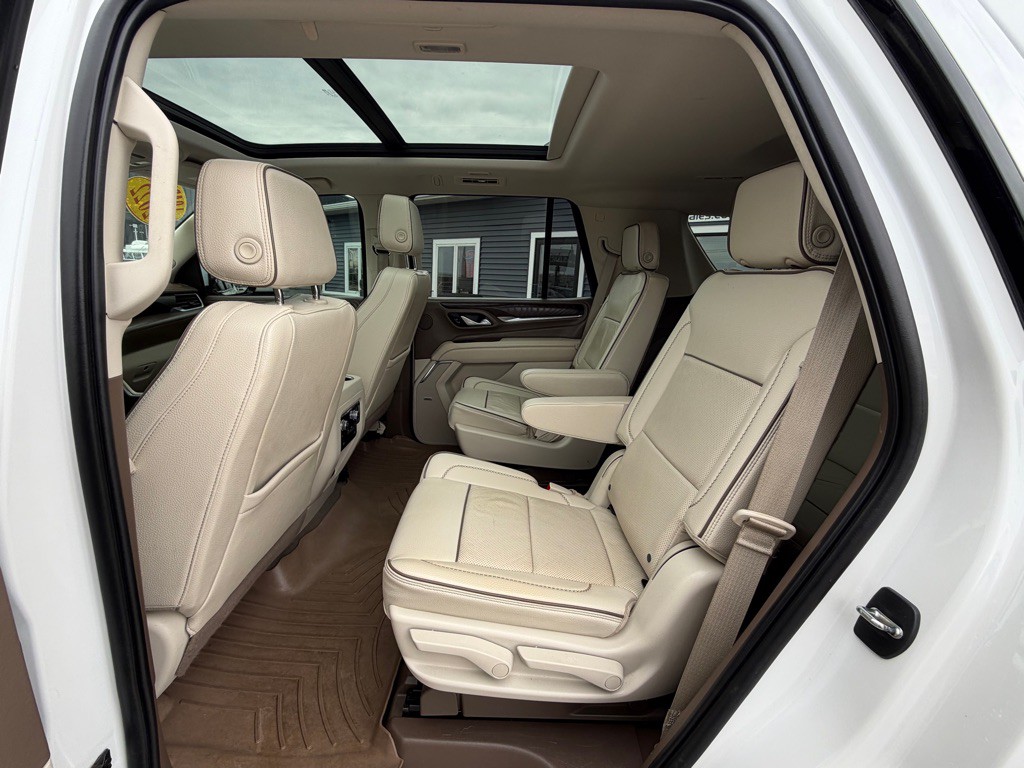 2022 GMC Yukon Image 39